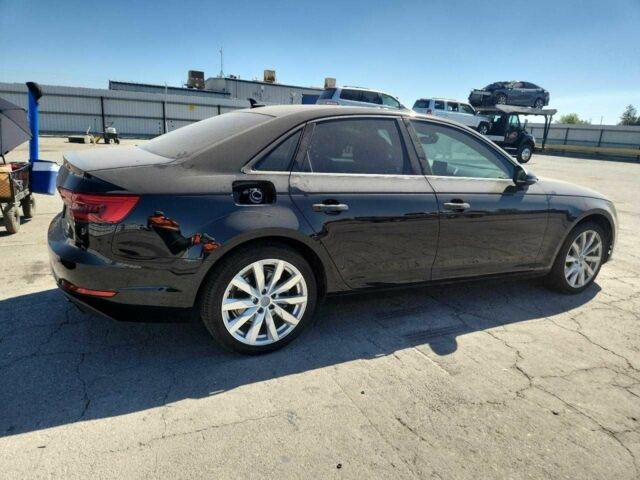 Чорний Ауді А4, об'ємом двигуна 2 л та пробігом 85 тис. км за 4500 $, фото 2 на Automoto.ua