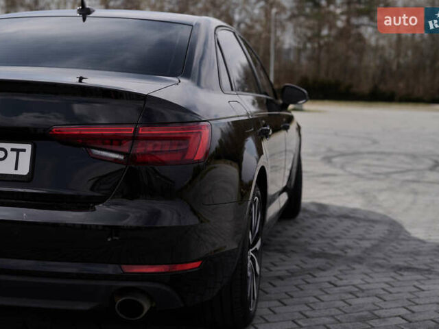 Черный Ауди А4, объемом двигателя 1.98 л и пробегом 123 тыс. км за 18000 $, фото 10 на Automoto.ua