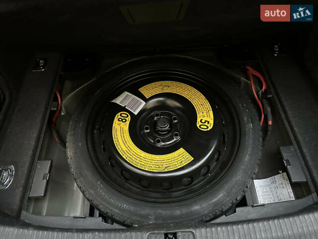 Черный Ауди А4, объемом двигателя 1.98 л и пробегом 193 тыс. км за 15800 $, фото 25 на Automoto.ua