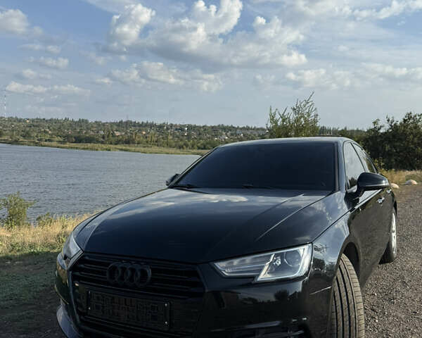 Чорний Ауді А4, об'ємом двигуна 1.98 л та пробігом 180 тис. км за 19000 $, фото 1 на Automoto.ua