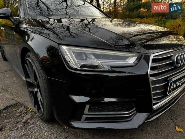 Чорний Ауді А4, об'ємом двигуна 2 л та пробігом 115 тис. км за 22390 $, фото 3 на Automoto.ua