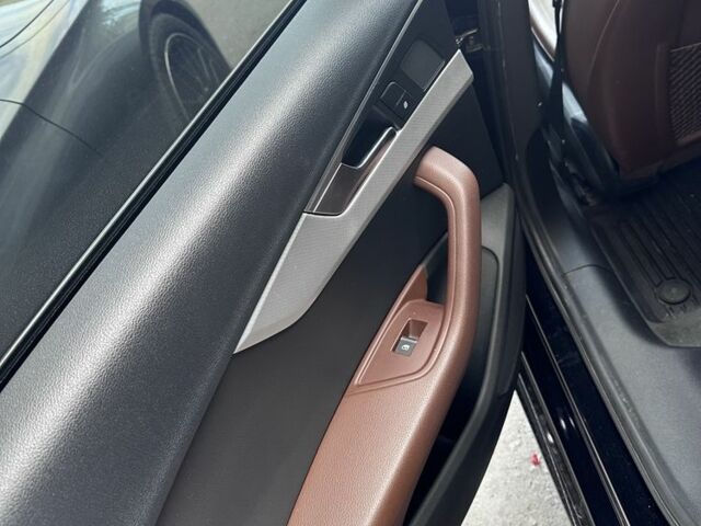 Черный Ауди А4, объемом двигателя 2 л и пробегом 212 тыс. км за 15999 $, фото 11 на Automoto.ua