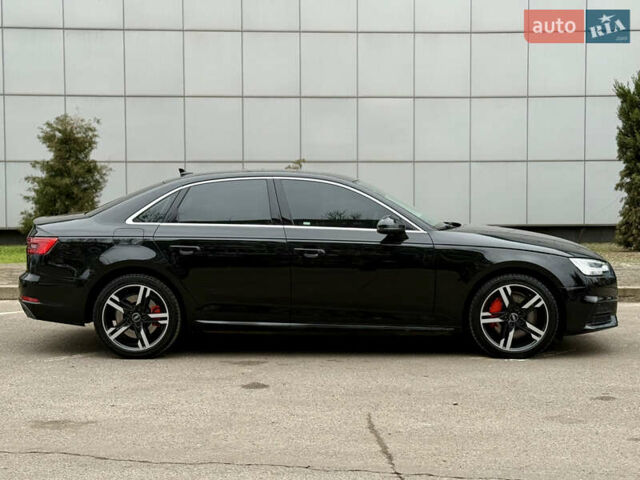 Черный Ауди А4, объемом двигателя 1.98 л и пробегом 165 тыс. км за 17900 $, фото 13 на Automoto.ua