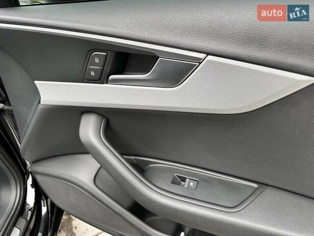 Черный Ауди А4, объемом двигателя 1.98 л и пробегом 98 тыс. км за 19300 $, фото 77 на Automoto.ua