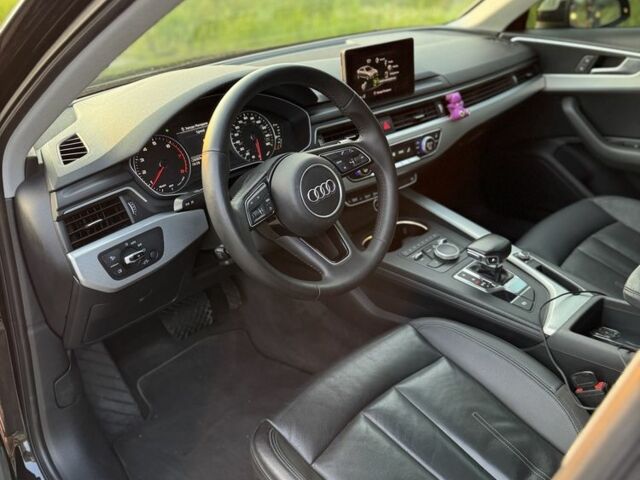 Черный Ауди А4, объемом двигателя 2 л и пробегом 230 тыс. км за 14999 $, фото 6 на Automoto.ua