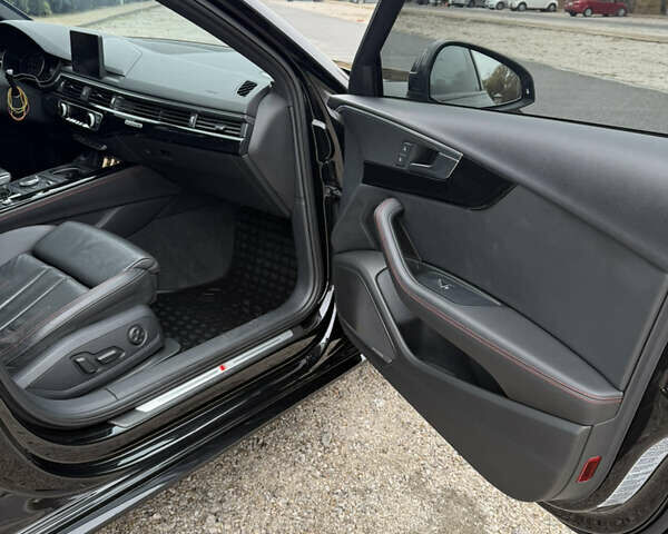 Черный Ауди А4, объемом двигателя 1.98 л и пробегом 126 тыс. км за 21000 $, фото 16 на Automoto.ua