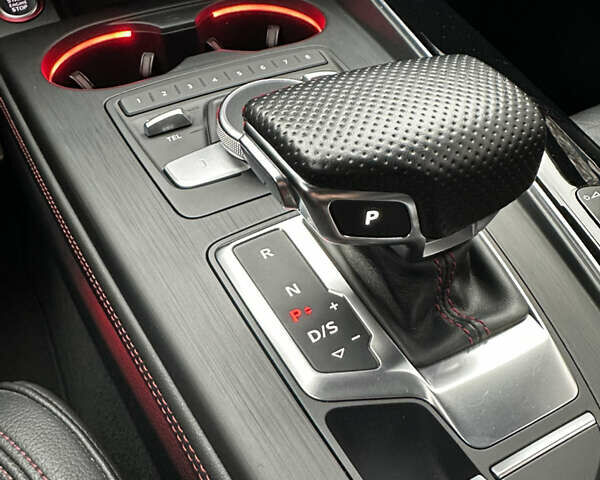 Чорний Ауді А4, об'ємом двигуна 1.98 л та пробігом 96 тис. км за 26500 $, фото 19 на Automoto.ua