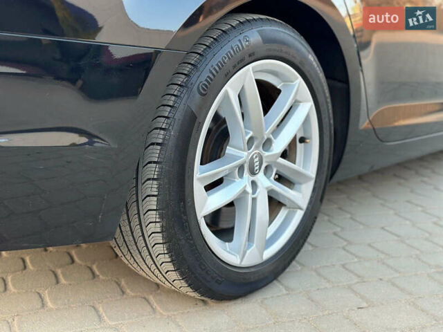 Чорний Ауді А4, об'ємом двигуна 1.98 л та пробігом 119 тис. км за 18500 $, фото 13 на Automoto.ua