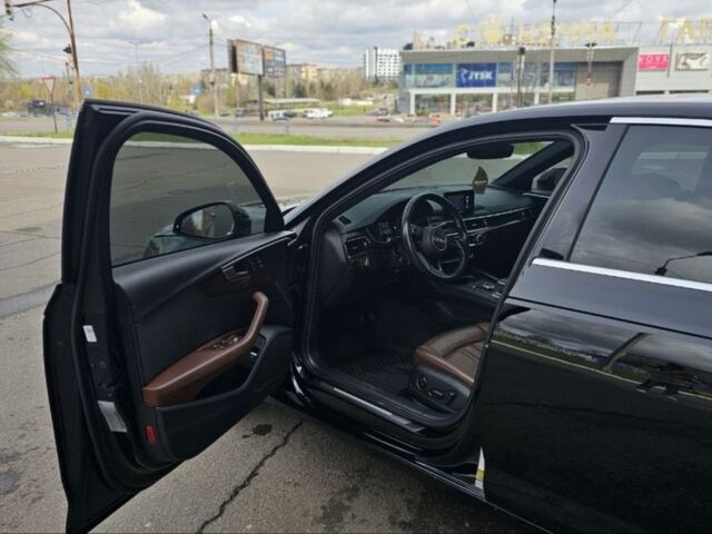 Черный Ауди А4, объемом двигателя 2 л и пробегом 89 тыс. км за 19999 $, фото 15 на Automoto.ua