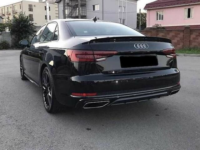 Черный Ауди А4, объемом двигателя 2 л и пробегом 35 тыс. км за 14000 $, фото 3 на Automoto.ua