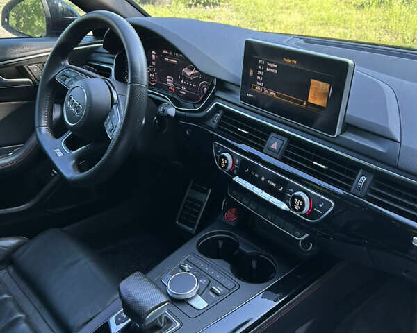 Чорний Ауді А4, об'ємом двигуна 2 л та пробігом 166 тис. км за 21500 $, фото 10 на Automoto.ua