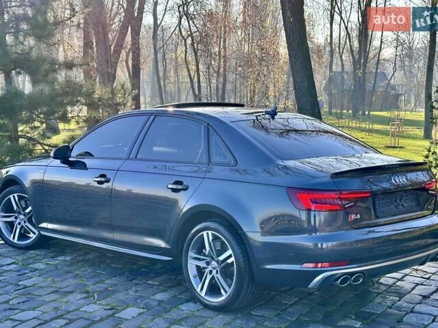 Чорний Ауді А4, об'ємом двигуна 1.98 л та пробігом 110 тис. км за 18999 $, фото 79 на Automoto.ua