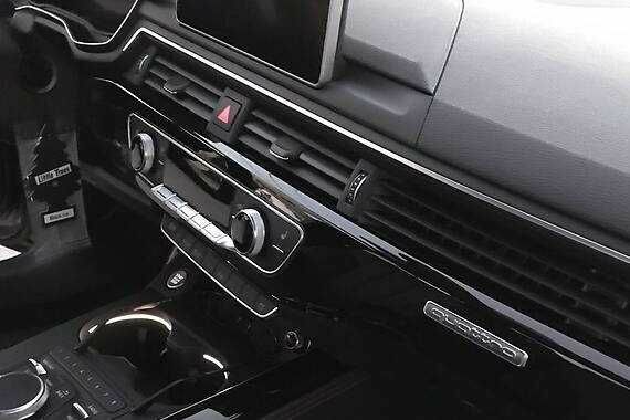 Черный Ауди А4, объемом двигателя 2 л и пробегом 35 тыс. км за 14000 $, фото 14 на Automoto.ua