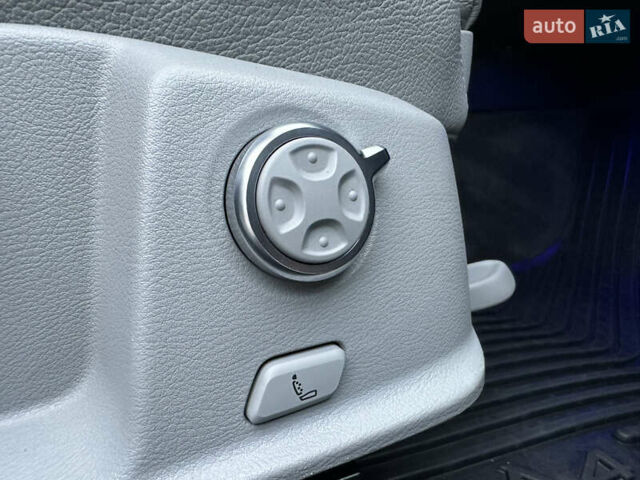 Чорний Ауді А4, об'ємом двигуна 1.97 л та пробігом 205 тис. км за 20999 $, фото 48 на Automoto.ua