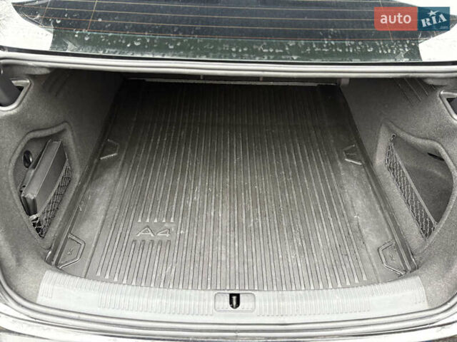 Черный Ауди А4, объемом двигателя 2 л и пробегом 126 тыс. км за 17700 $, фото 45 на Automoto.ua