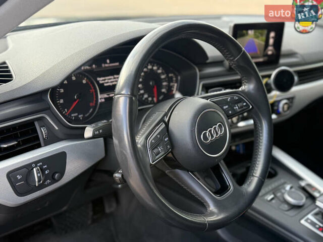 Чорний Ауді А4, об'ємом двигуна 2 л та пробігом 195 тис. км за 16300 $, фото 13 на Automoto.ua