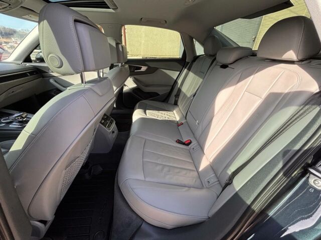 Чорний Ауді А4, об'ємом двигуна 2 л та пробігом 61 тис. км за 21750 $, фото 19 на Automoto.ua