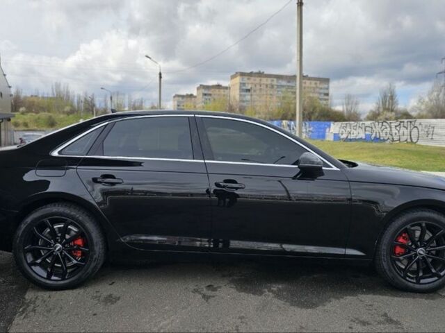 Черный Ауди А4, объемом двигателя 2 л и пробегом 89 тыс. км за 19999 $, фото 4 на Automoto.ua