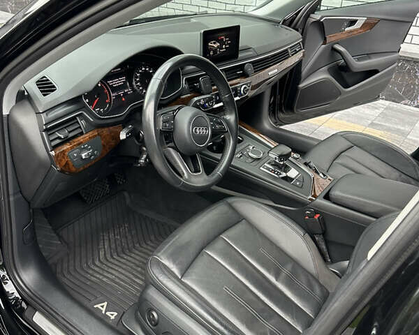 Черный Ауди А4, объемом двигателя 1.98 л и пробегом 128 тыс. км за 20000 $, фото 20 на Automoto.ua