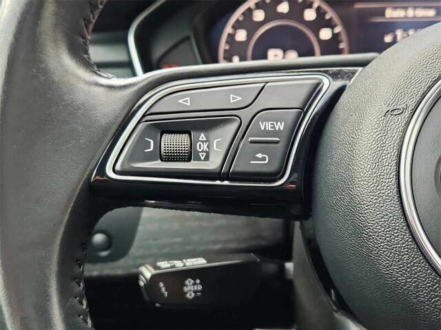 Черный Ауди А4, объемом двигателя 2 л и пробегом 38 тыс. км за 14000 $, фото 9 на Automoto.ua