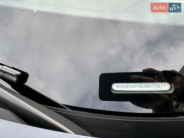 Чорний Ауді А4, об'ємом двигуна 2 л та пробігом 90 тис. км за 26500 $, фото 19 на Automoto.ua