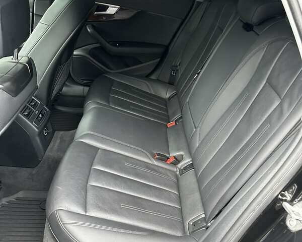 Черный Ауди А4, объемом двигателя 1.98 л и пробегом 128 тыс. км за 20000 $, фото 26 на Automoto.ua