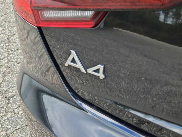 Черный Ауди А4, объемом двигателя 2 л и пробегом 38 тыс. км за 14000 $, фото 21 на Automoto.ua