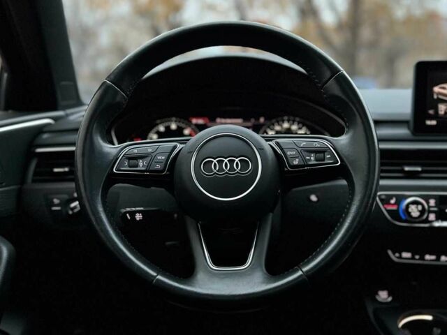 Чорний Ауді А4, об'ємом двигуна 2 л та пробігом 150 тис. км за 19900 $, фото 7 на Automoto.ua