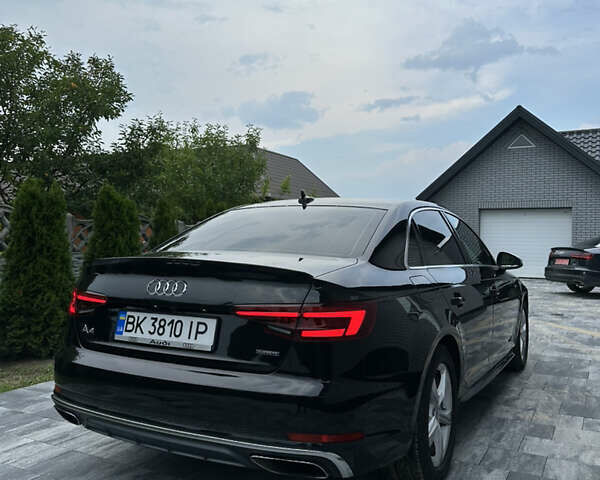 Черный Ауди А4, объемом двигателя 1.98 л и пробегом 128 тыс. км за 20000 $, фото 6 на Automoto.ua