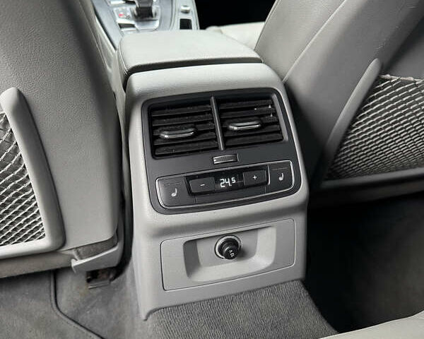 Черный Ауди А4, объемом двигателя 2 л и пробегом 186 тыс. км за 21000 $, фото 19 на Automoto.ua