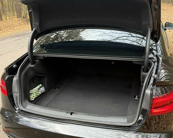 Чорний Ауді А4, об'ємом двигуна 1.98 л та пробігом 168 тис. км за 26400 $, фото 18 на Automoto.ua