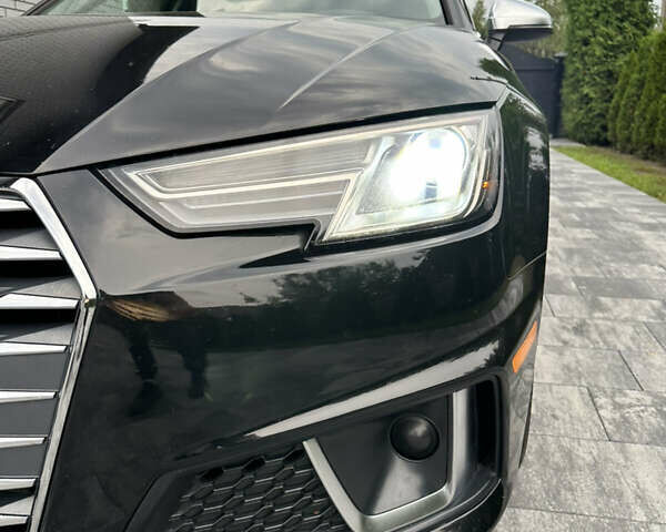 Черный Ауди А4, объемом двигателя 1.98 л и пробегом 128 тыс. км за 20000 $, фото 11 на Automoto.ua