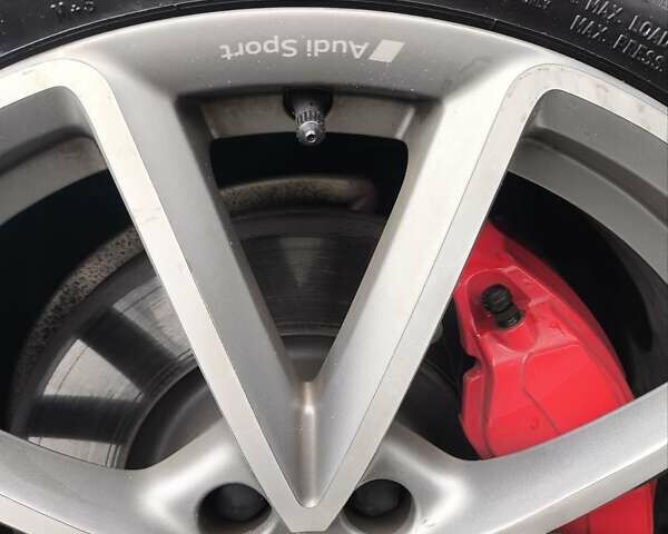 Черный Ауди А4, объемом двигателя 2 л и пробегом 127 тыс. км за 19999 $, фото 52 на Automoto.ua