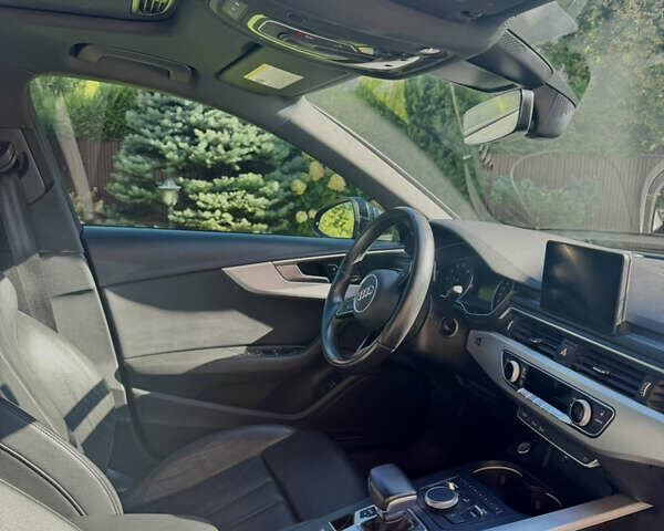 Чорний Ауді А4, об'ємом двигуна 2 л та пробігом 110 тис. км за 17999 $, фото 17 на Automoto.ua