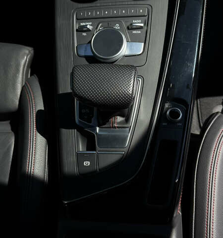 Ауди А4 2018 в Киеве на Automoto.ua Черный Ауди А4, объемом двигателя 1.98 л и пробегом 66 тыс. км за 28000 $, фото 20 на Automoto.ua