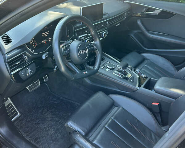 Чорний Ауді А4, об'ємом двигуна 2 л та пробігом 166 тис. км за 21500 $, фото 8 на Automoto.ua