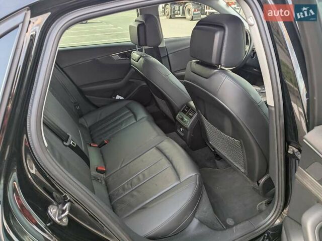 Черный Ауди А4, объемом двигателя 1.98 л и пробегом 134 тыс. км за 20000 $, фото 11 на Automoto.ua