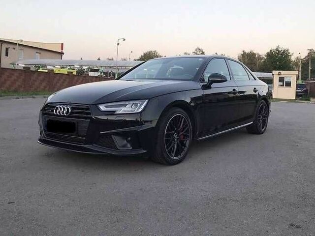 Черный Ауди А4, объемом двигателя 2 л и пробегом 35 тыс. км за 14000 $, фото 1 на Automoto.ua