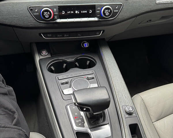 Черный Ауди А4, объемом двигателя 2 л и пробегом 186 тыс. км за 21000 $, фото 13 на Automoto.ua