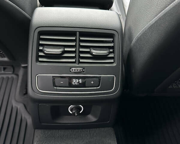 Черный Ауди А4, объемом двигателя 1.98 л и пробегом 128 тыс. км за 20000 $, фото 28 на Automoto.ua