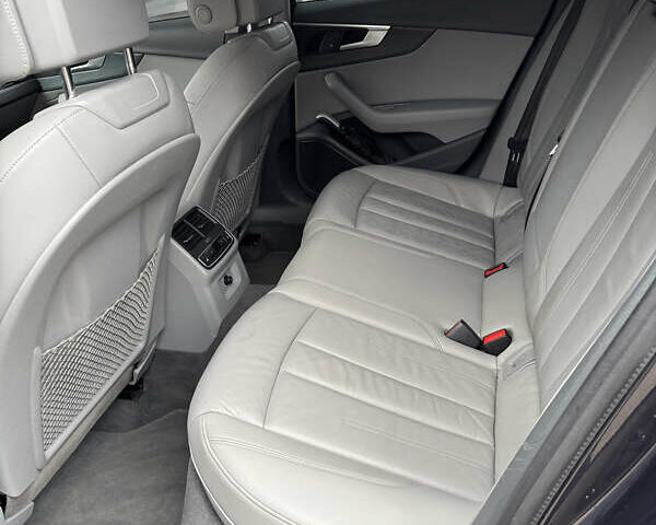 Черный Ауди А4, объемом двигателя 2 л и пробегом 186 тыс. км за 21000 $, фото 9 на Automoto.ua