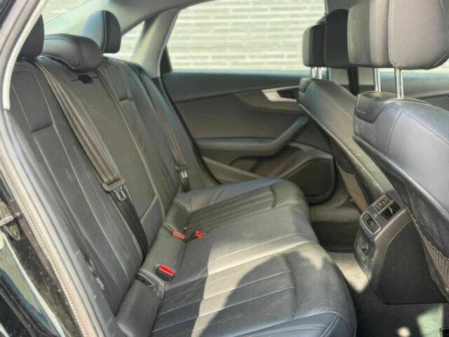 Чорний Ауді А4, об'ємом двигуна 2 л та пробігом 41 тис. км за 16400 $, фото 11 на Automoto.ua