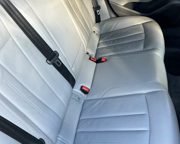 Чорний Ауді А4, об'ємом двигуна 2 л та пробігом 49 тис. км за 17800 $, фото 28 на Automoto.ua