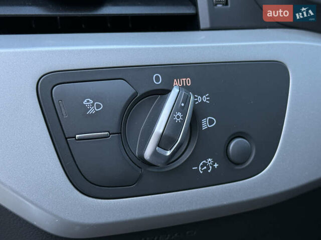 Ауди А4 2018 в Киеве на Automoto.ua Черный Ауди А4, объемом двигателя 1.98 л и пробегом 118 тыс. км за 22900 $, фото 31 на Automoto.ua