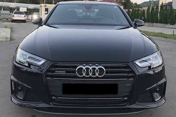 Черный Ауди А4, объемом двигателя 2 л и пробегом 35 тыс. км за 14000 $, фото 8 на Automoto.ua