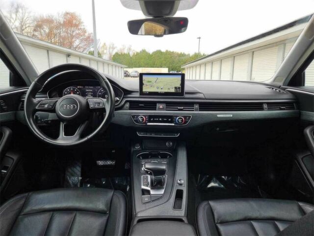 Черный Ауди А4, объемом двигателя 2 л и пробегом 38 тыс. км за 14000 $, фото 6 на Automoto.ua