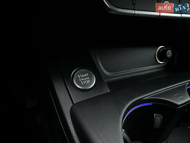 Чорний Ауді А4, об'ємом двигуна 1.97 л та пробігом 205 тис. км за 20999 $, фото 59 на Automoto.ua