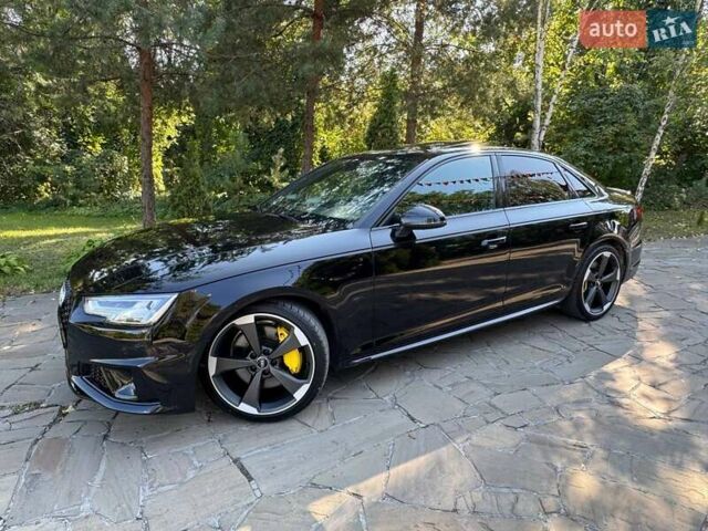 Черный Ауди А4, объемом двигателя 1.98 л и пробегом 107 тыс. км за 25700 $, фото 1 на Automoto.ua