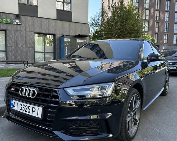 Чорний Ауді А4, об'ємом двигуна 1.98 л та пробігом 130 тис. км за 22200 $, фото 1 на Automoto.ua