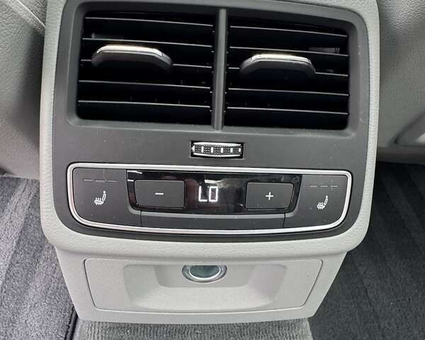 Черный Ауди А4, объемом двигателя 1.98 л и пробегом 54 тыс. км за 18990 $, фото 5 на Automoto.ua